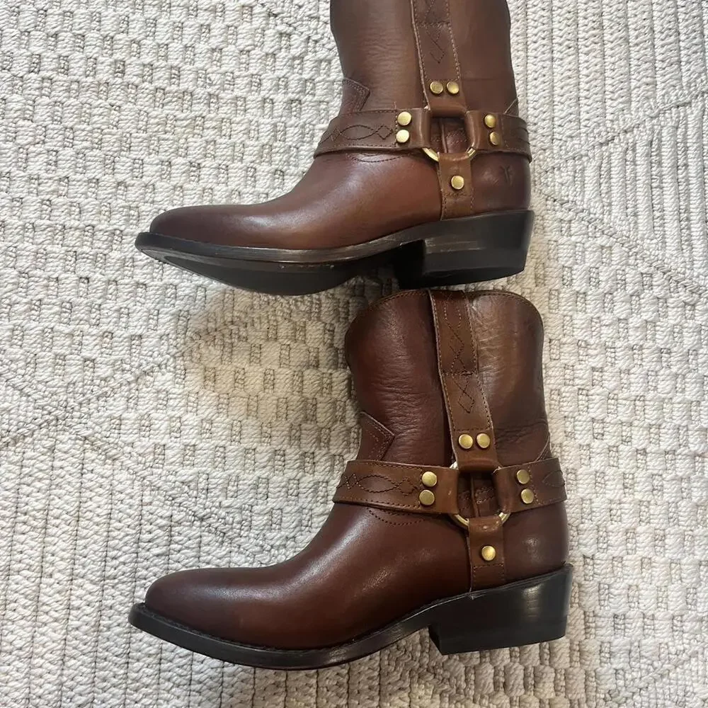Frye Billy Short Leather Harness Booties in Saddle